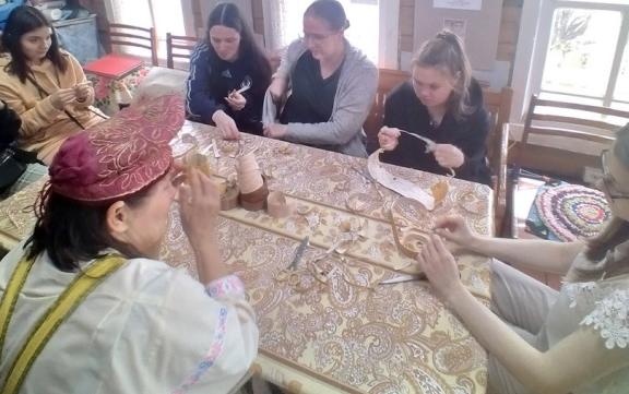 Студенты университета посетили дом-музей Питирима Сорокина в деревне Туръя