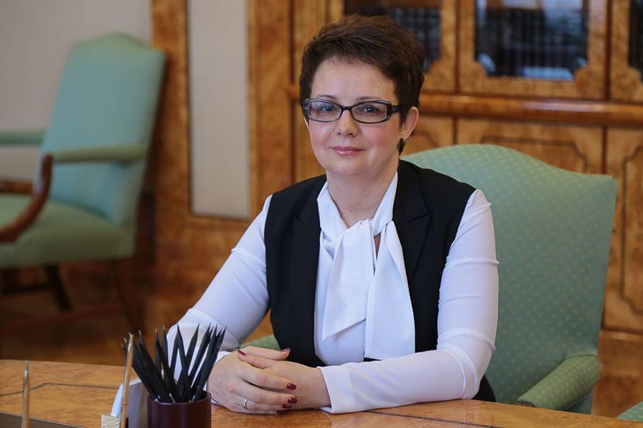 Поздравление председателя Комитета Государственной Думы по контролю и регламенту Ольги Савастьяновой